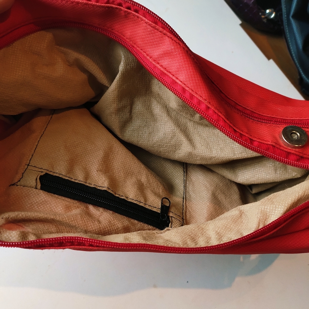 Two in one hobo bag for collage going girl textured leather - Picture 10 of 12